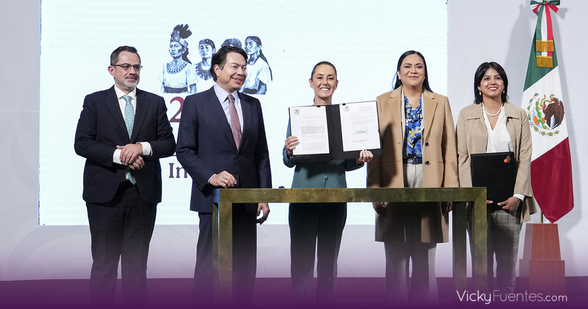 Claudia Sheinbaum firma reforma que prohíbe la siembra de maíz transgénico en México