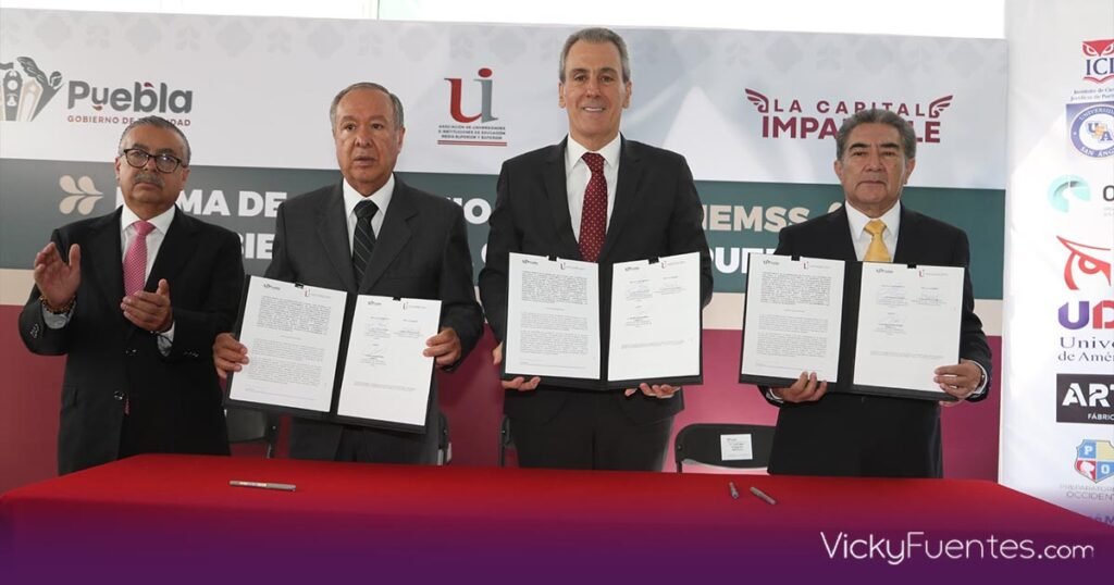Gobierno de Puebla y AUIEMSS firman convenio para educación y empleo