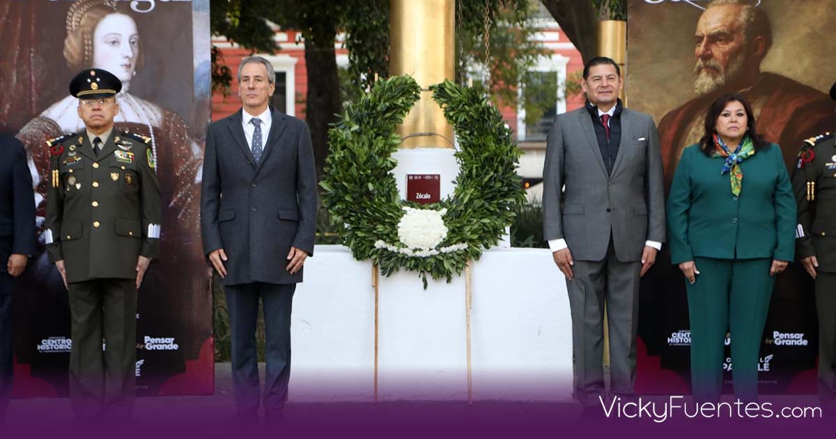 Puebla conmemora 494 años de su fundación con ceremonia en el Zócalo
