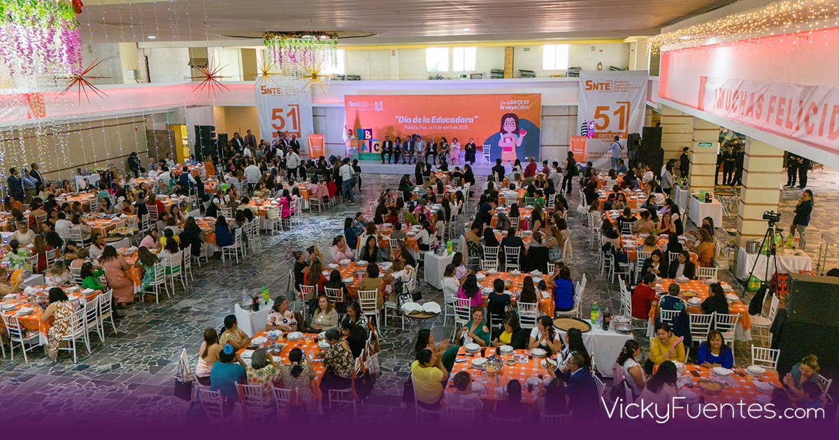 Reconocen a educadoras poblanas por su labor en el desarrollo infantil