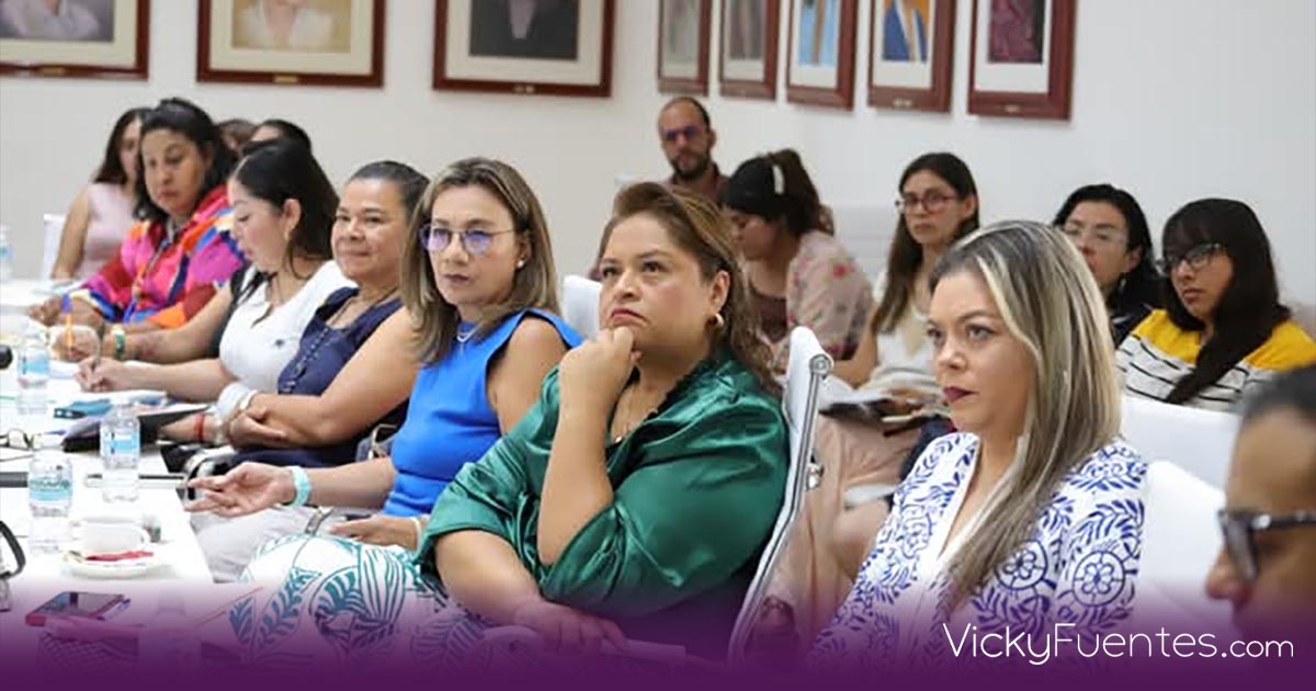 Voluntariados del Gobierno de Puebla se capacitan en procuración de fondos para fortalecer programas sociales