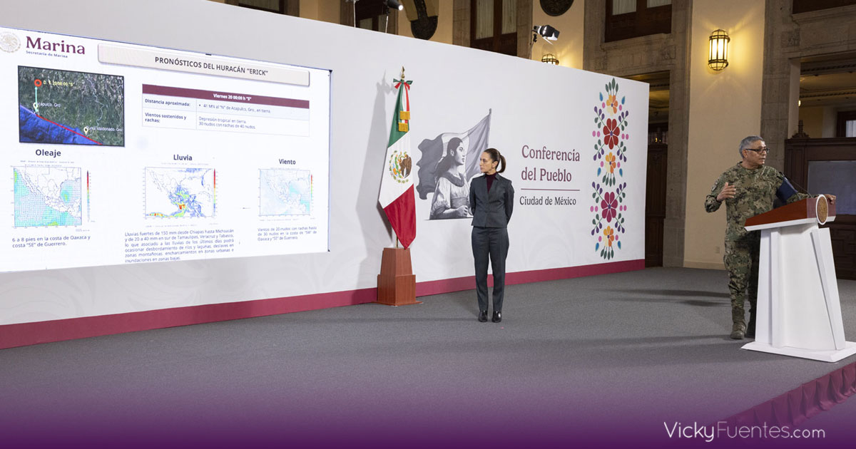 Huracán Erick toca tierra en Oaxaca y avanza hacia Guerrero y Michoacán