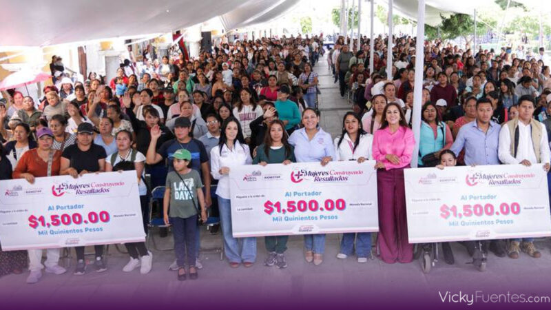 Lupita Cuautle entrega apoyos y capacitación a mil mujeres en San Andrés Cholula