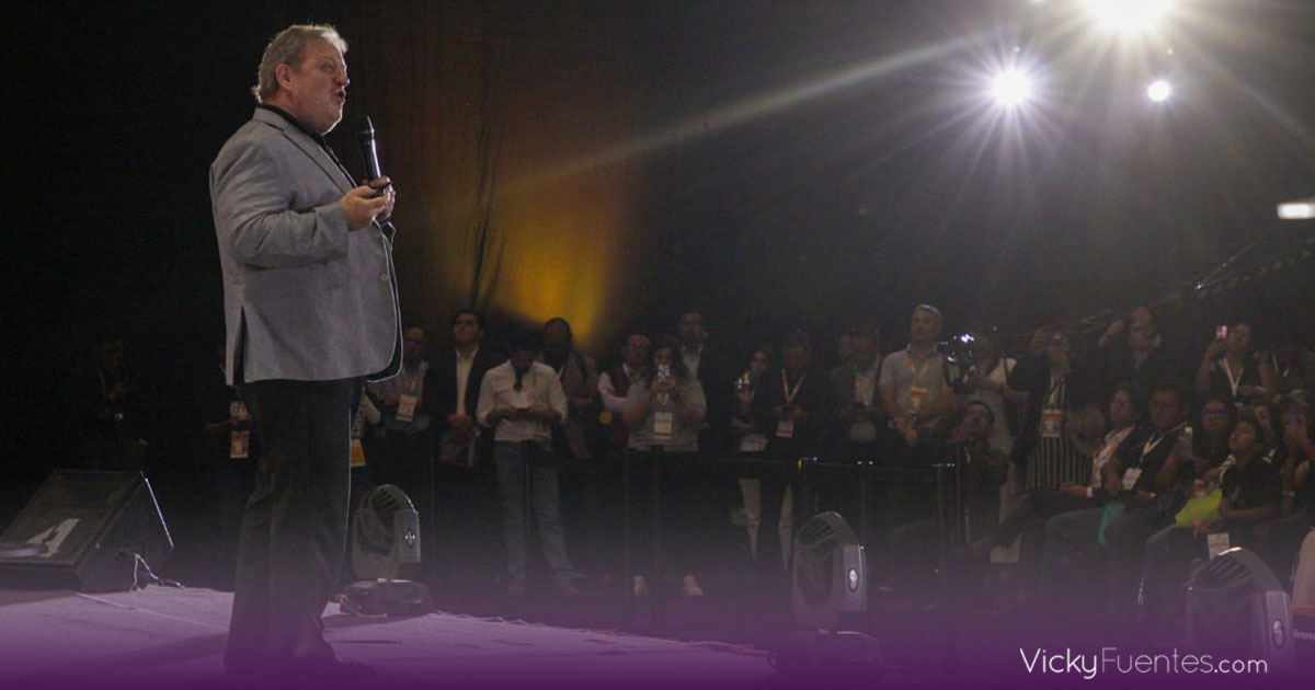 Marcus Dantus promueve la innovación como motor del emprendimiento en Smart City LATAM 2025