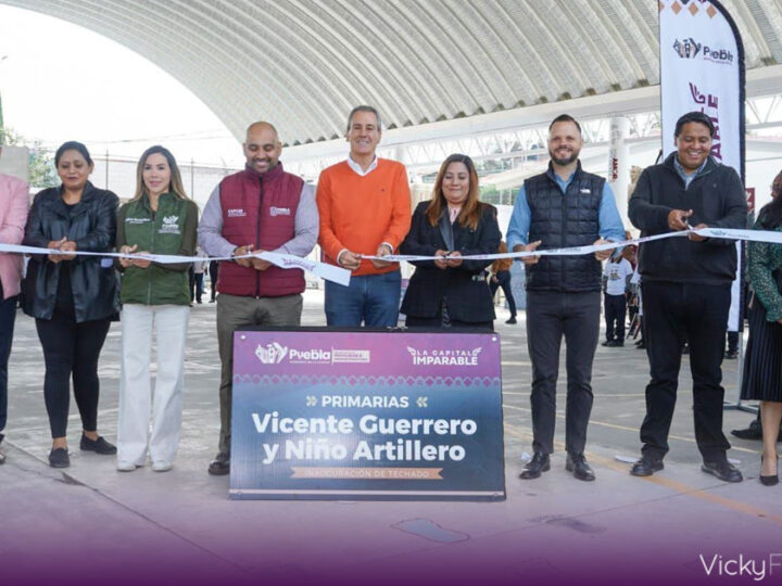 Pepe Chedraui inaugura techados escolares con captación pluvial en San Jerónimo Caleras