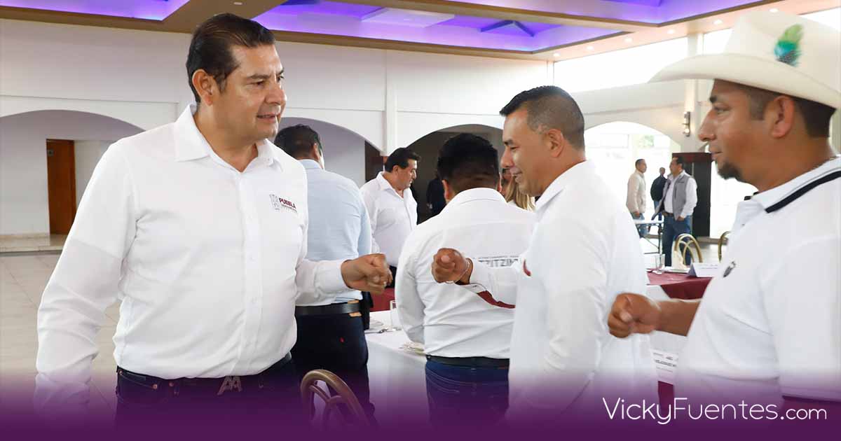 Armenta coordina con alcaldes obra comunitaria y seguridad en la microrregión 09