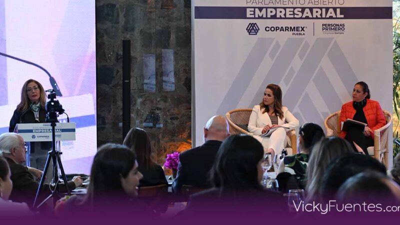 COPARMEX Puebla y Congreso debaten reforma sobre ciberasedio