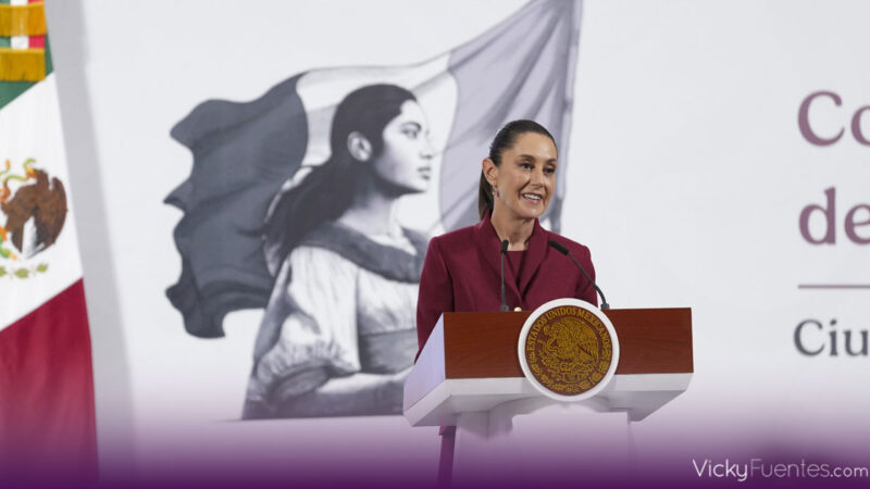 Claudia Sheinbaum niega espionaje con reformas y acusa a oposición de mentir
