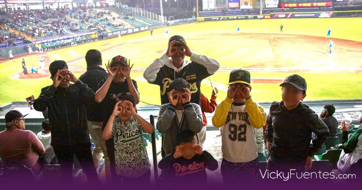 Niñas y Niños de Juntas Auxiliares de Puebla Disfrutan del Béisbol con Pericos y el IMDP