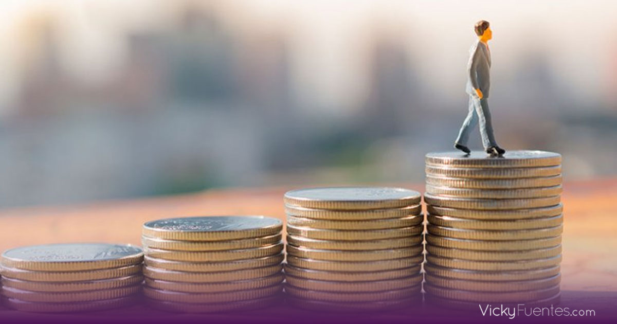 Gobierno proyecta salario mínimo de 9,450 pesos mensuales para 2026