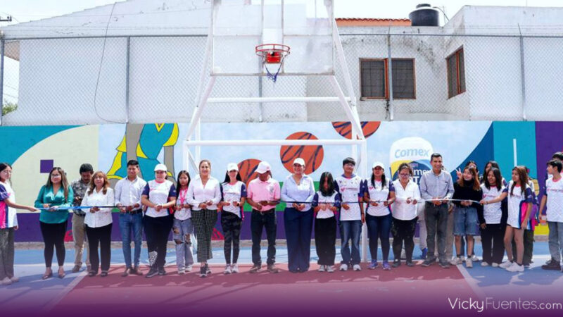 San Andrés Cholula impulsa a su juventud con mural, becas y carrera 5km