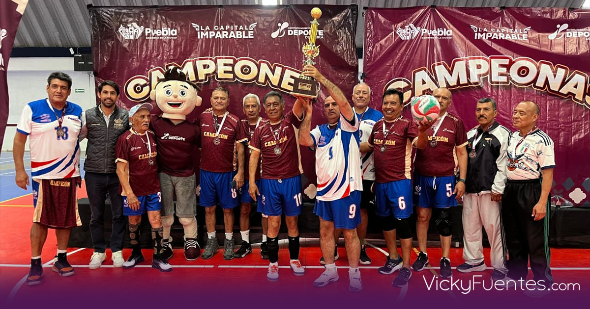 Torneo de Barrios de Cachibol en Puebla celebra la pasión de adultos mayores