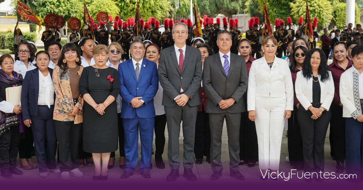 Pepe Chedraui impulsa el orgullo cívico: cien banderas para escuelas y comunidades de Puebla