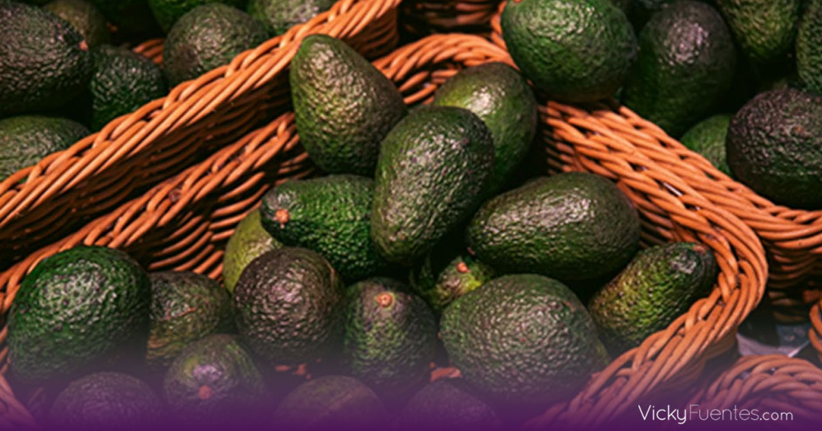 Aguacate baja 7.36% en agosto y mejora el precio del guacamole