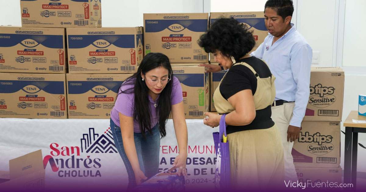 “Cambiando Vidas” entrega insumos médicos a familias vulnerables en San Andrés Cholula