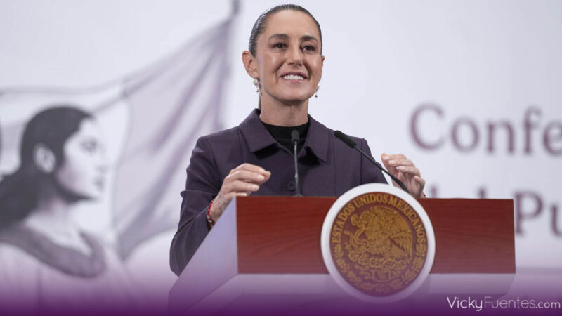 Claudia Sheinbaum exige a farmacéuticas entregar medicamentos pese a adeudos del Gobierno