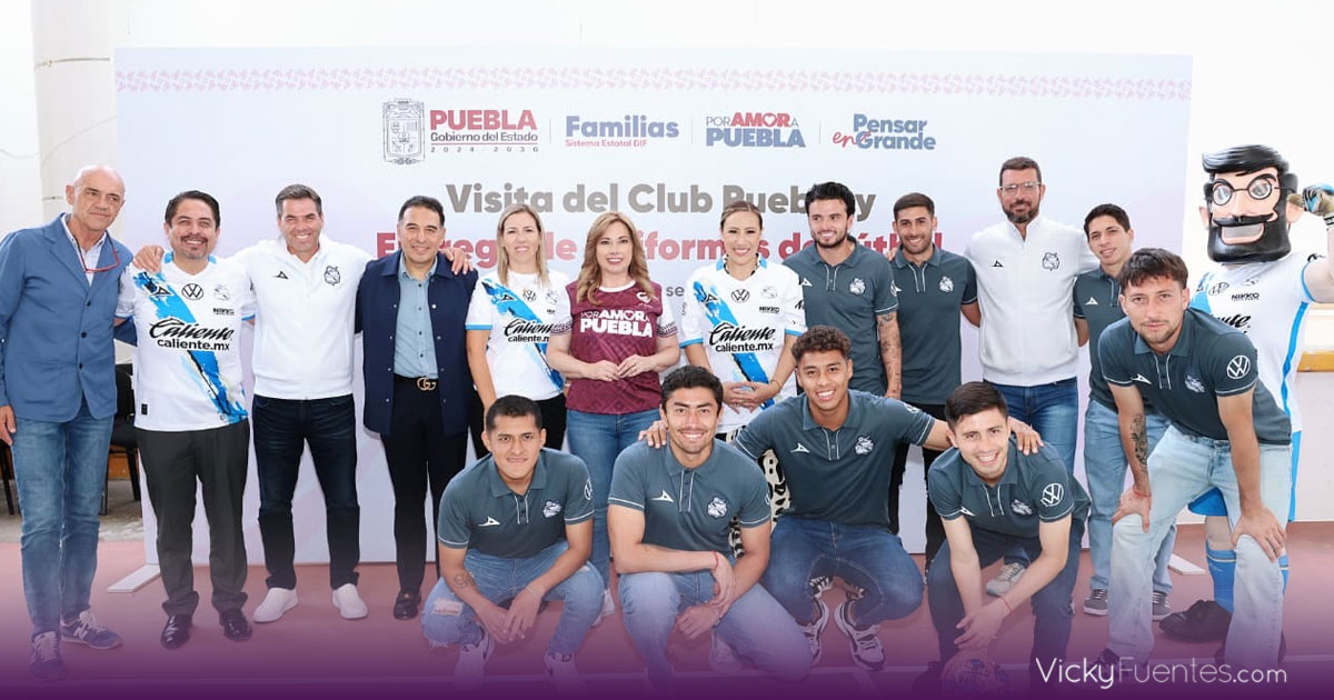 Club Puebla visita la Casa del Adolescente y comparte valores a través del futbol