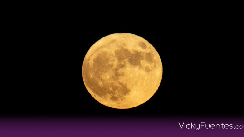 Guía del cielo de octubre 2025: superluna, lluvia de estrellas y planetas en México