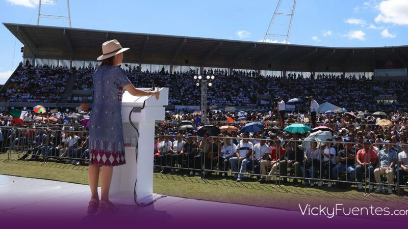 Transformación en Baja California Sur: Sheinbaum confirma plantas solares y nuevas plazas docentes