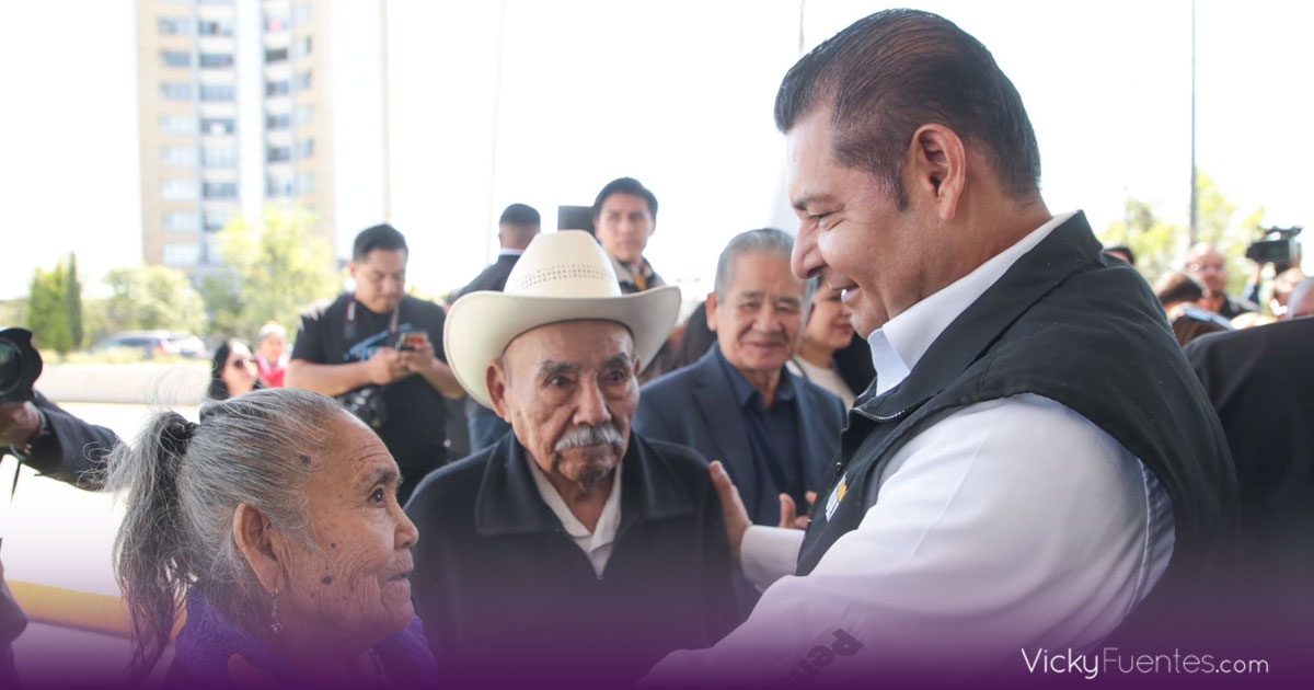 Alejandro Armenta supervisa atención a damnificados y búsqueda en la Sierra Norte de Puebla