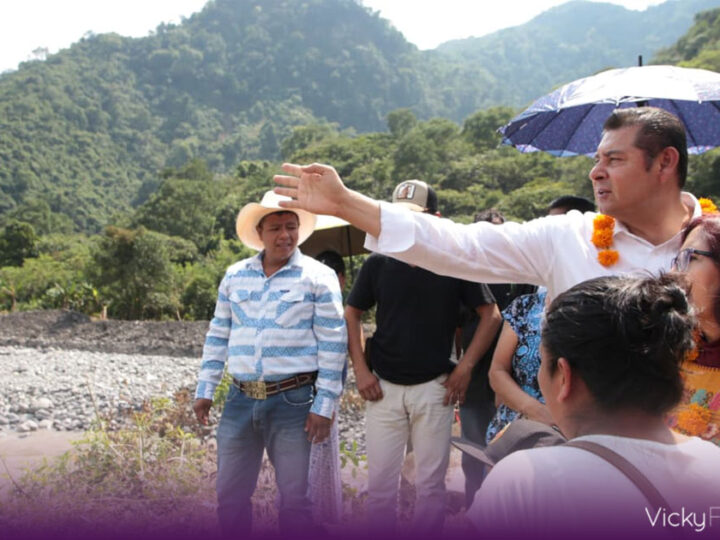 Jopala y Zihuateutla inician reconstrucción de puente con apoyo estatal y federal