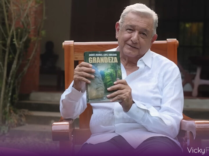 AMLO reaparece para presentar Grandeza y asegura que su retiro político es definitivo