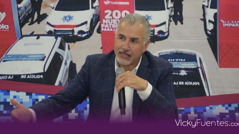 Gobierno municipal habilita espacios regulados para la venta navideña en Puebla