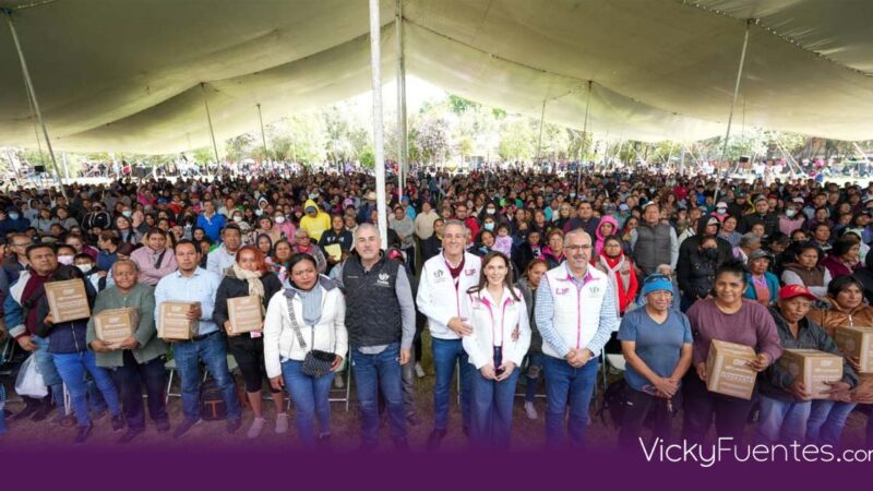 Pepe Chedraui y MariElise Budib llevan el programa Alimentación Imparable al sur de Puebla