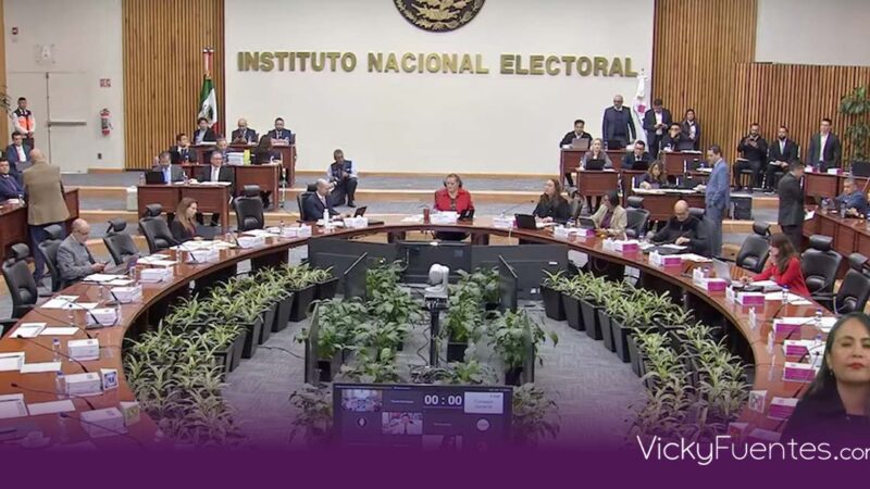 El INE multa a Morena y otros partidos con 9.6 millones de pesos por afiliaciones forzosas