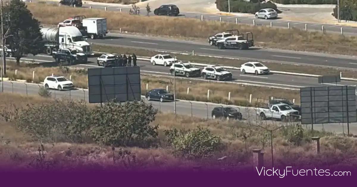 Persecución en la Vía Atlixcáyotl: detienen a sujeto que baleó a conductor tras riña vial