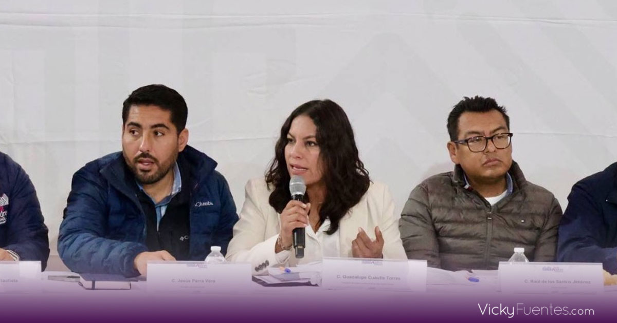 Lupita Cuautle fortalece diálogo con autoridades auxiliares de San Andrés Cholula