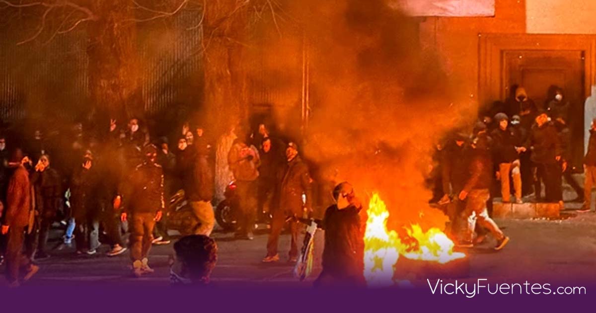 Irán amenaza con pena de muerte a manifestantes y los hospitales colapsan por la represión