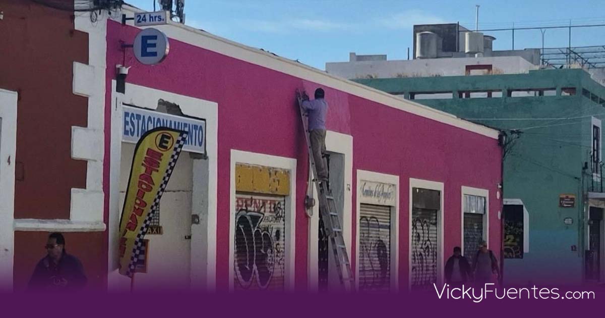 Puebla convoca a regularizar anuncios en el Centro Histórico para cuidar el patrimonio