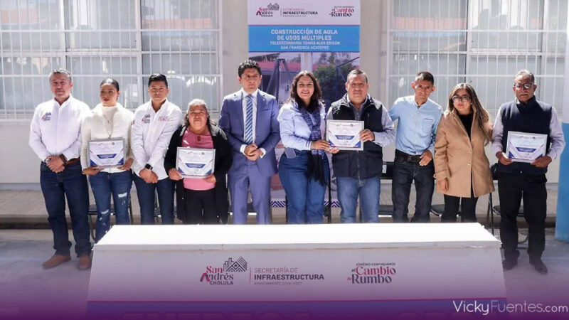 Cuautle fortalece la educación en Acatepec con entrega de aula tecnológica