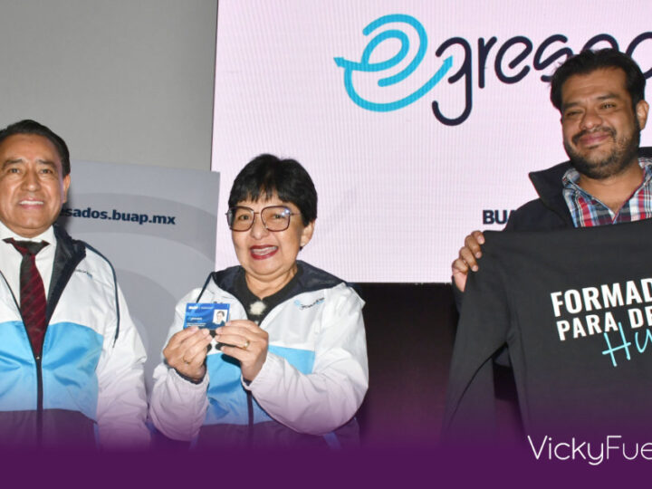 Lilia Cedillo presenta la nueva plataforma para egresados de la BUAP