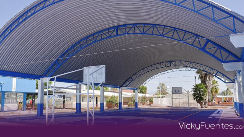 Lupita Cuautle entrega rehabilitación de infraestructura educativa en la zona Atlixcáyotl