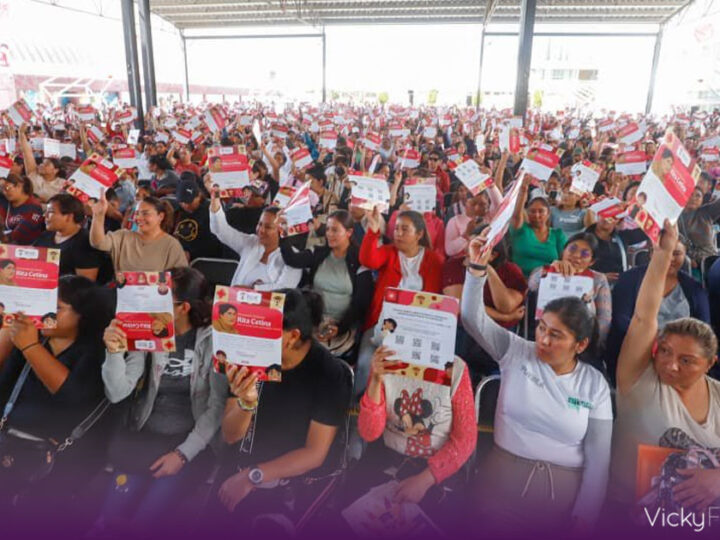 Puebla impulsa registro universal a la Beca Rita Cetina para primaria