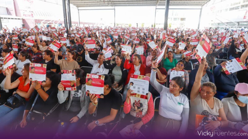 Puebla impulsa registro universal a la Beca Rita Cetina para primaria