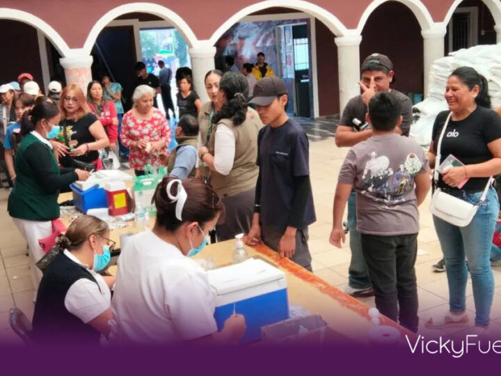 Jornada de vacunación contra el sarampión en mercados y plazas de Puebla