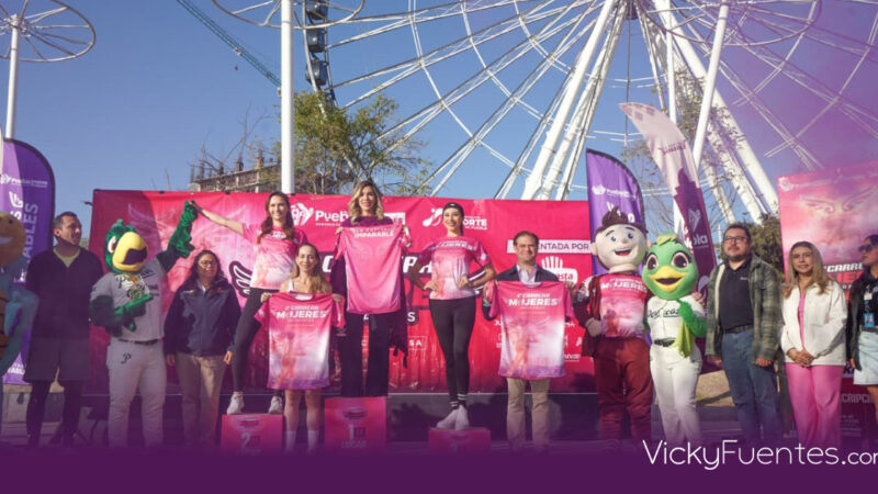 Presentan playera y medalla de la Carrera Mujeres Imparables 2026 en Puebla