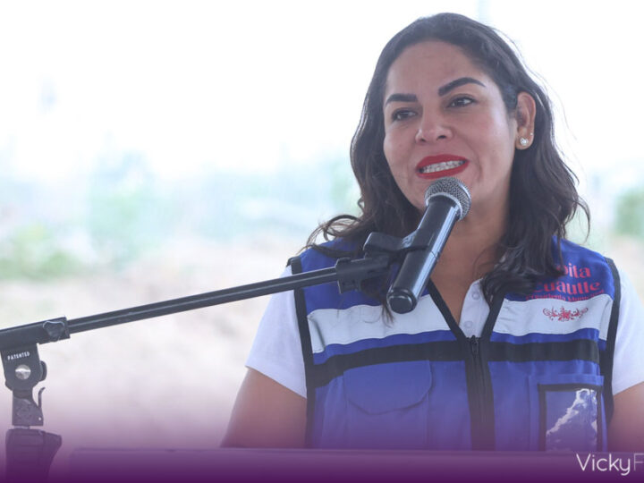 Guadalupe Cuautle inaugura adoquinamiento de la avenida San Juan en San Antonio Cacalotepec