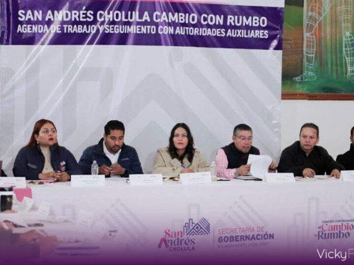 Lupita Cuautle da seguimiento a agenda comunitaria en San Andrés Cholula