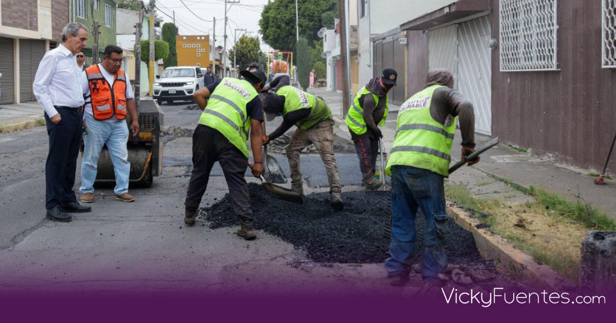 Pepe Chedraui supervisa avances de Bacheando Puebla en Jardines de San Manuel