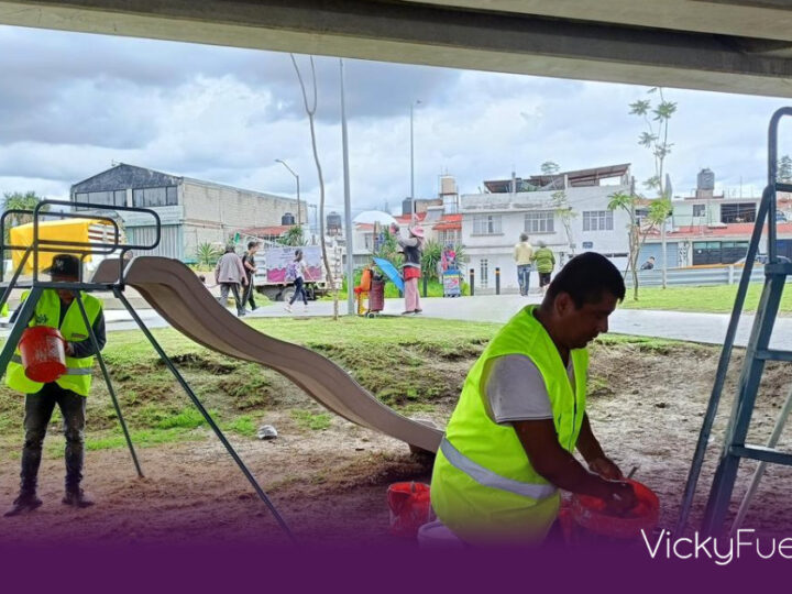 Gobierno de la Ciudad de Puebla rehabilita mobiliario urbano en parques y áreas verdes