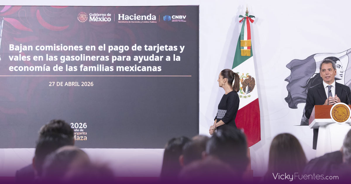 Gobierno y banca acuerdan bajar comisiones para contener precio de gasolina