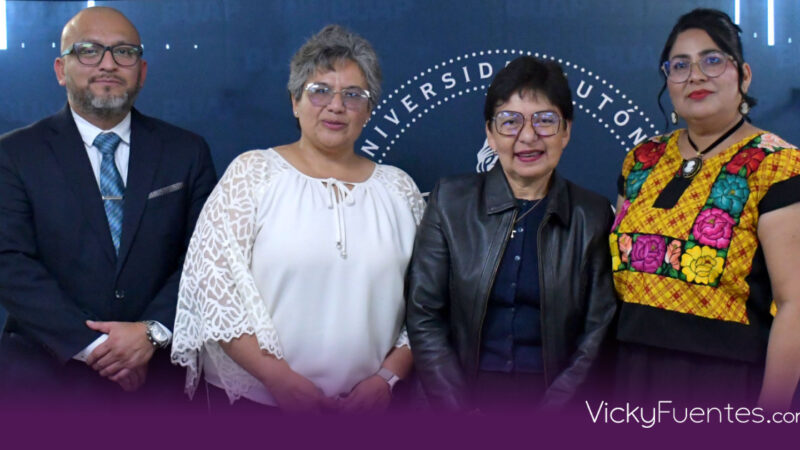 Lilia Cedillo toma protesta a la nueva directora de la Preparatoria Benito Juárez de la BUAP