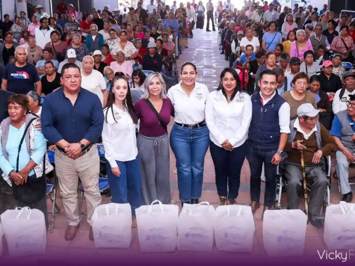 Lupita Cuautle entrega apoyos alimentarios y anuncia expansión en San Andrés Cholula