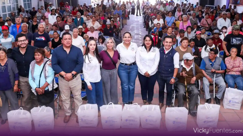 Lupita Cuautle entrega apoyos alimentarios y anuncia expansión en San Andrés Cholula