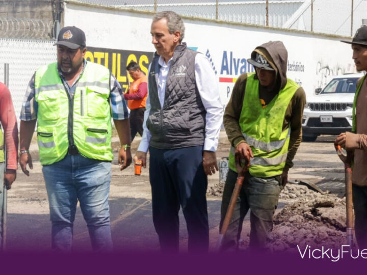 Pepe Chedraui supervisa bacheo en San Pablo Xochimehuacan para mejorar la movilidad