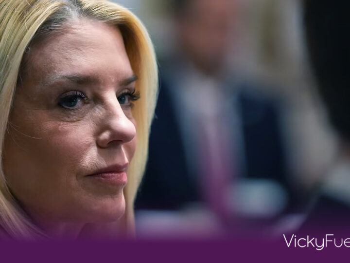 Trump destituye a Pam Bondi y nombra a Todd Blanche en la Fiscalía General de EE. UU.